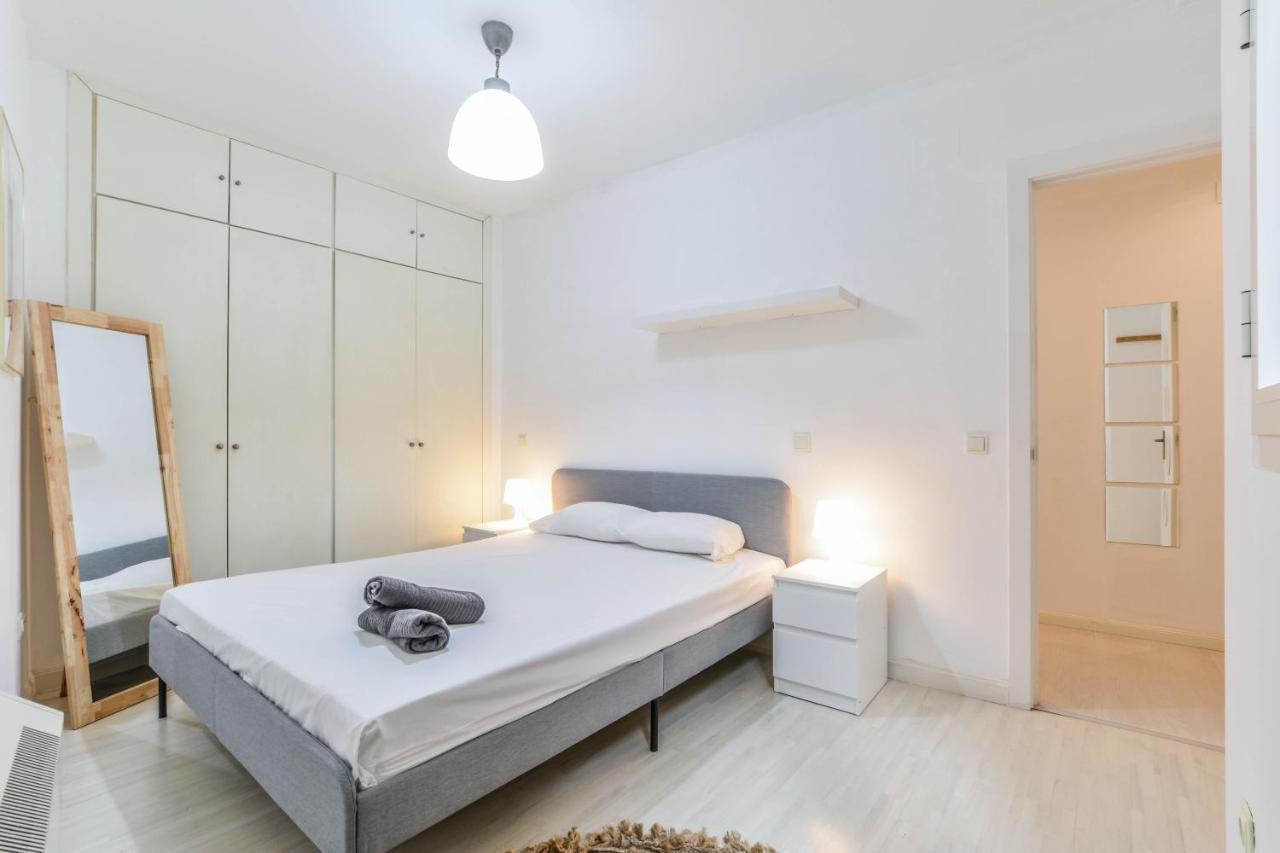 Apartamento En Cava Baja Apartment Мадрид Екстериор снимка